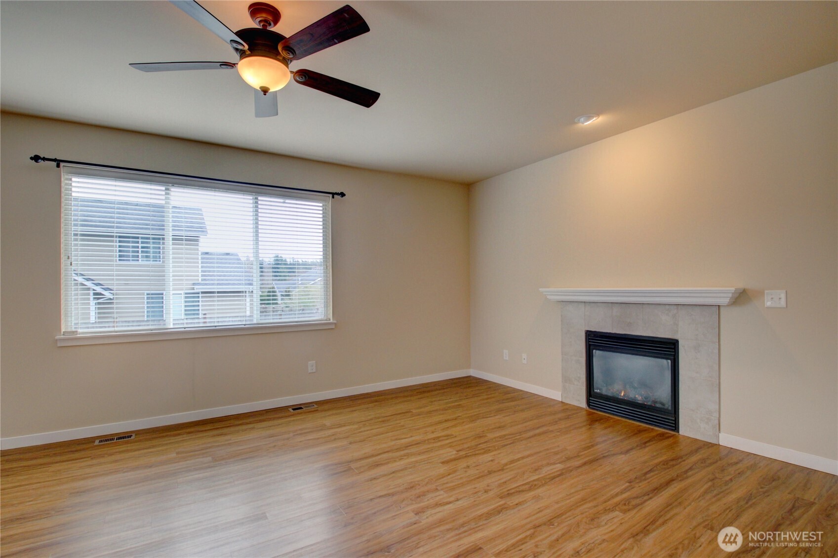 1709 Hillcrest Loop , Mount Vernon, WA 98274