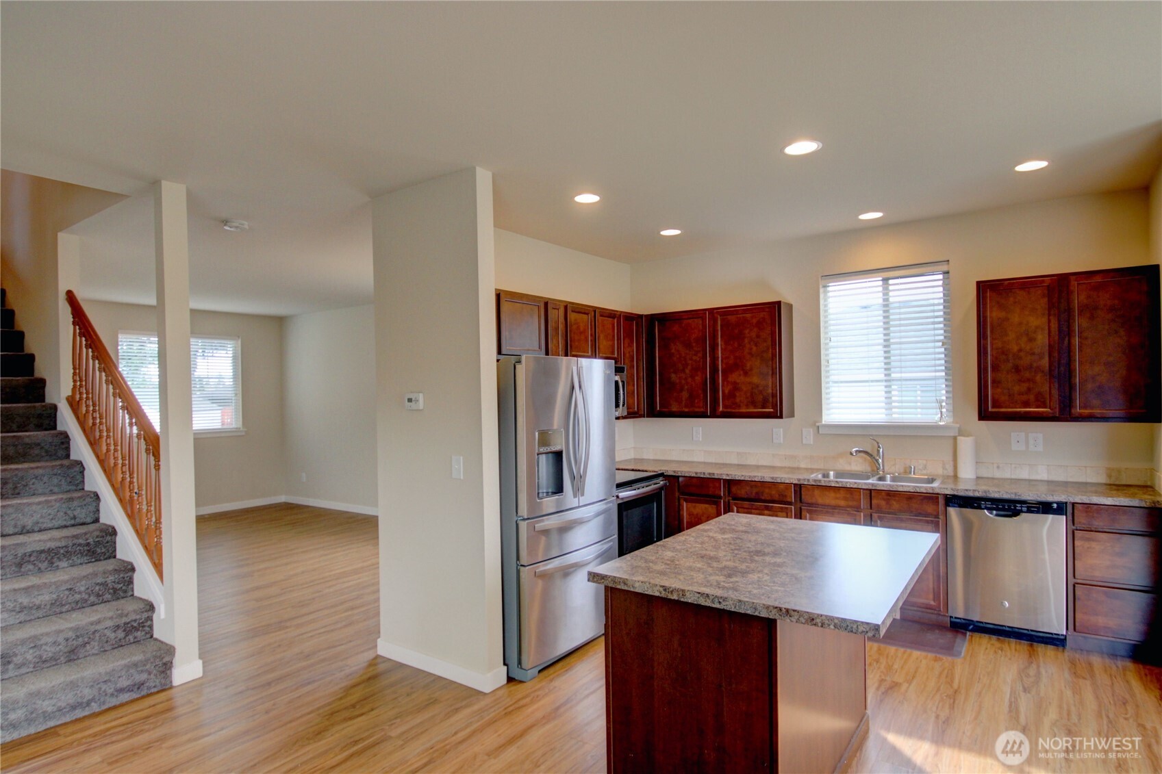 1709 Hillcrest Loop , Mount Vernon, WA 98274