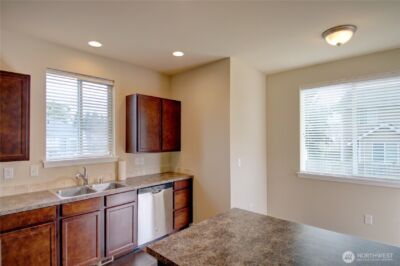 1709 Hillcrest Loop , Mount Vernon, WA 98274 - Photo 17