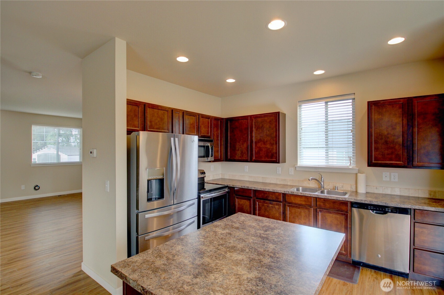 1709 Hillcrest Loop , Mount Vernon, WA 98274