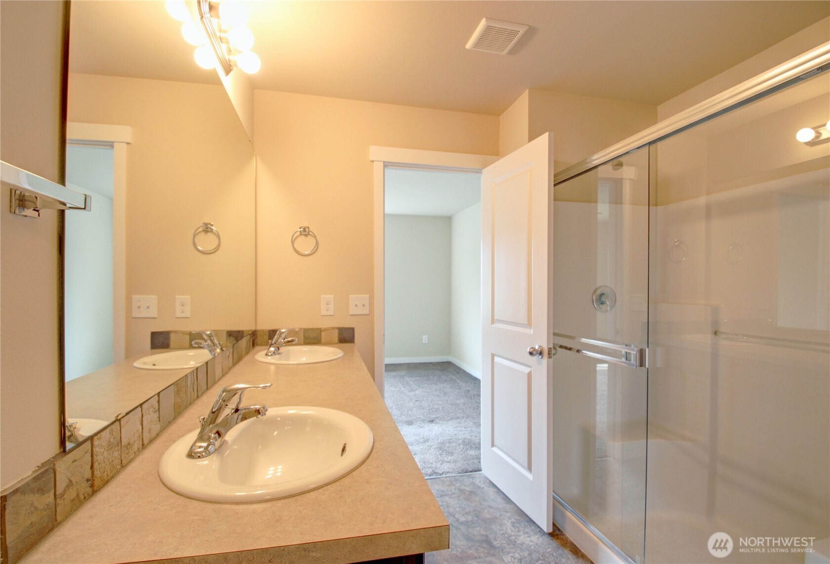 1709 Hillcrest Loop , Mount Vernon, WA 98274