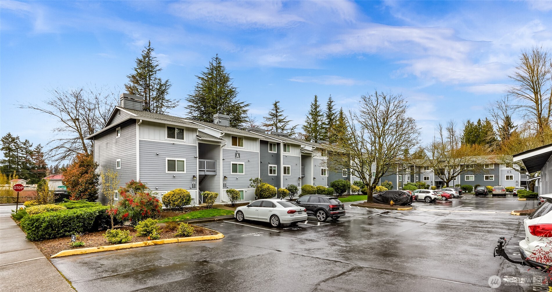 14002 NE 181st Place #A302, Woodinville, WA 98072