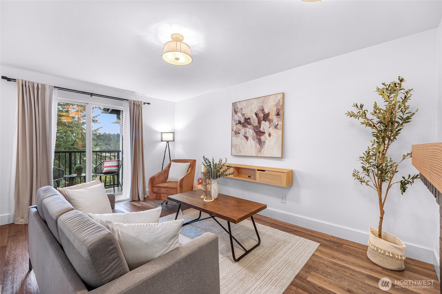 14002 NE 181st Place #A302, Woodinville, WA 98072