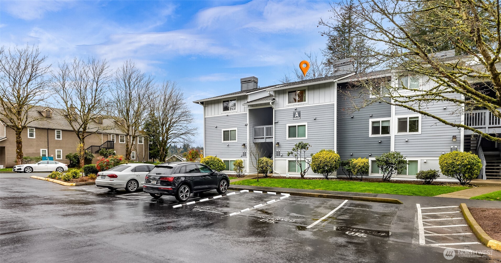 14002 NE 181st Place #A302, Woodinville, WA 98072