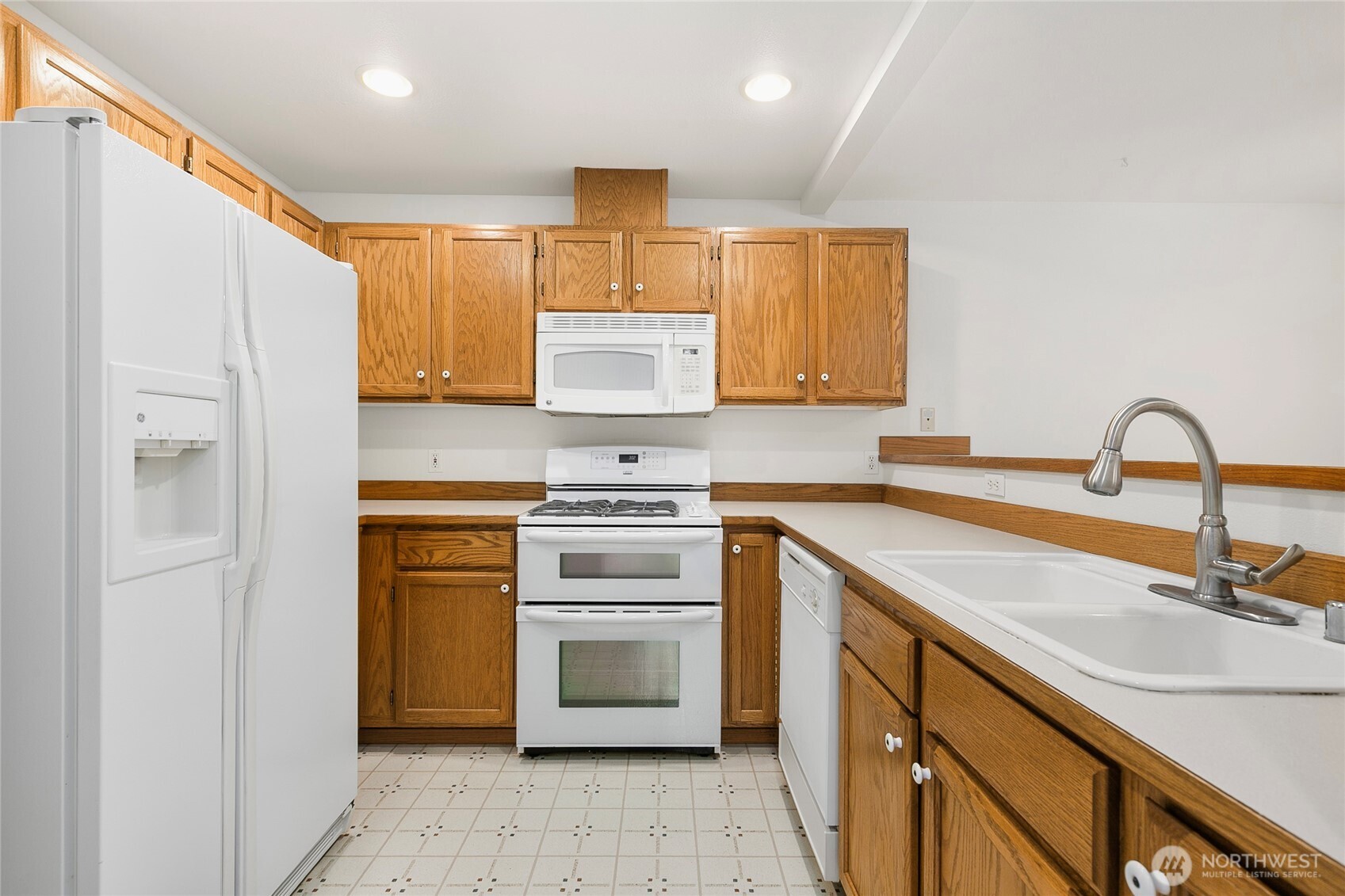 22703 SE 242nd Pl , Maple Valley, WA 98038