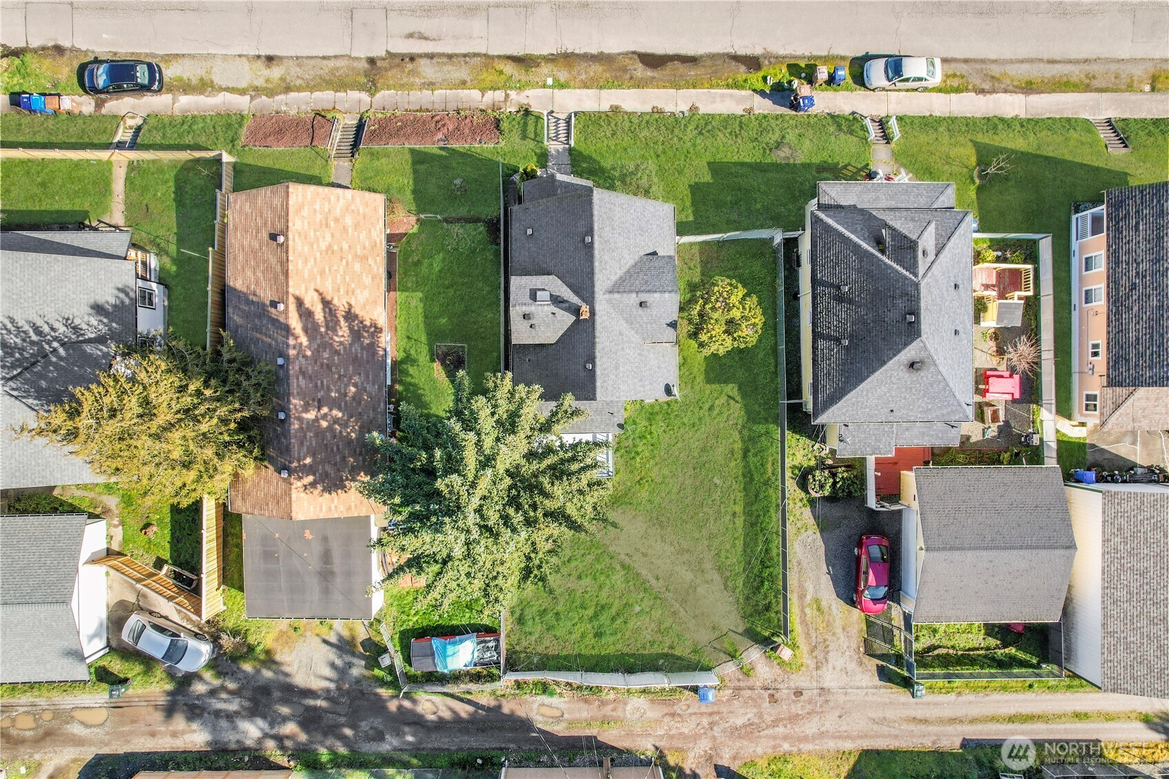 3718 E J ST , Tacoma, WA 98404