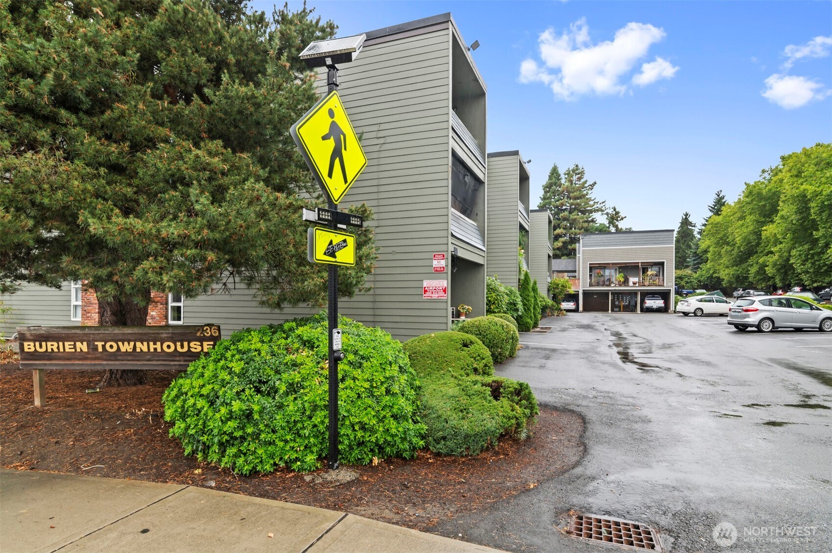 236 S 152nd Street #A104, Burien, WA 98148