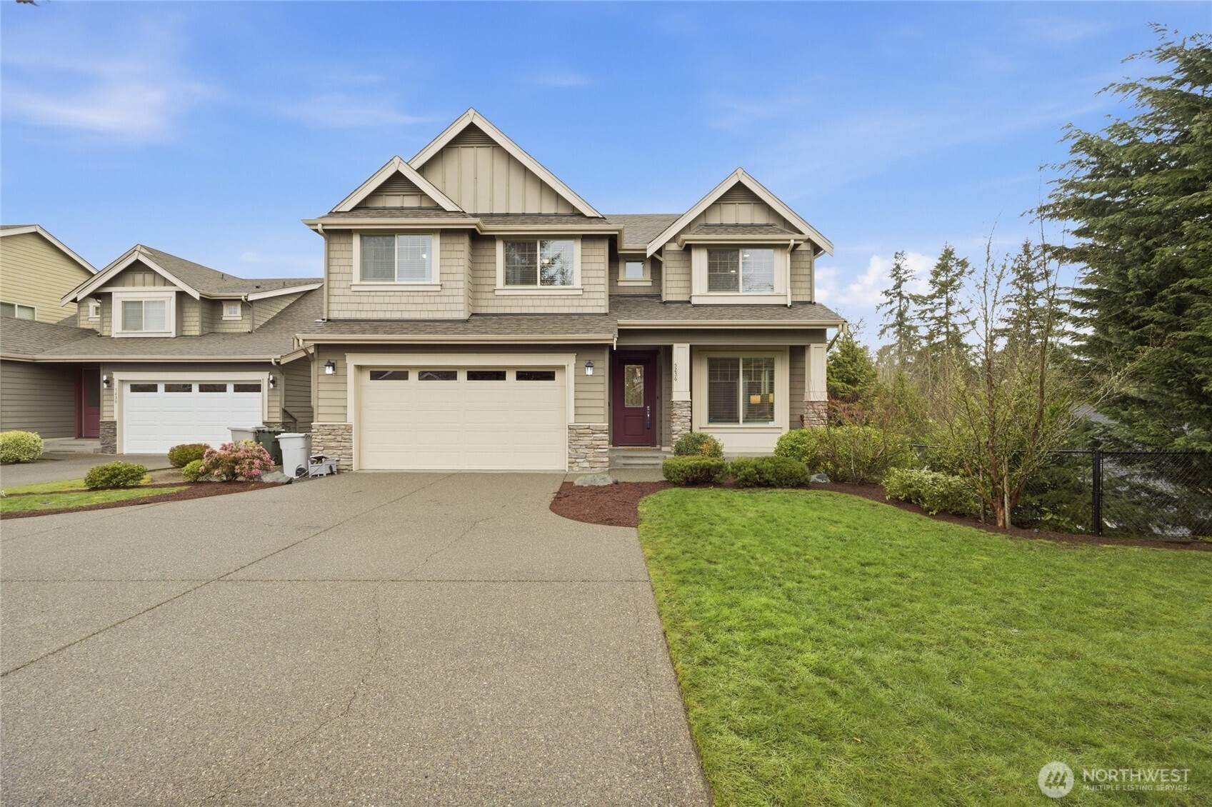 5236 NE 11th Court , Renton, WA 98059