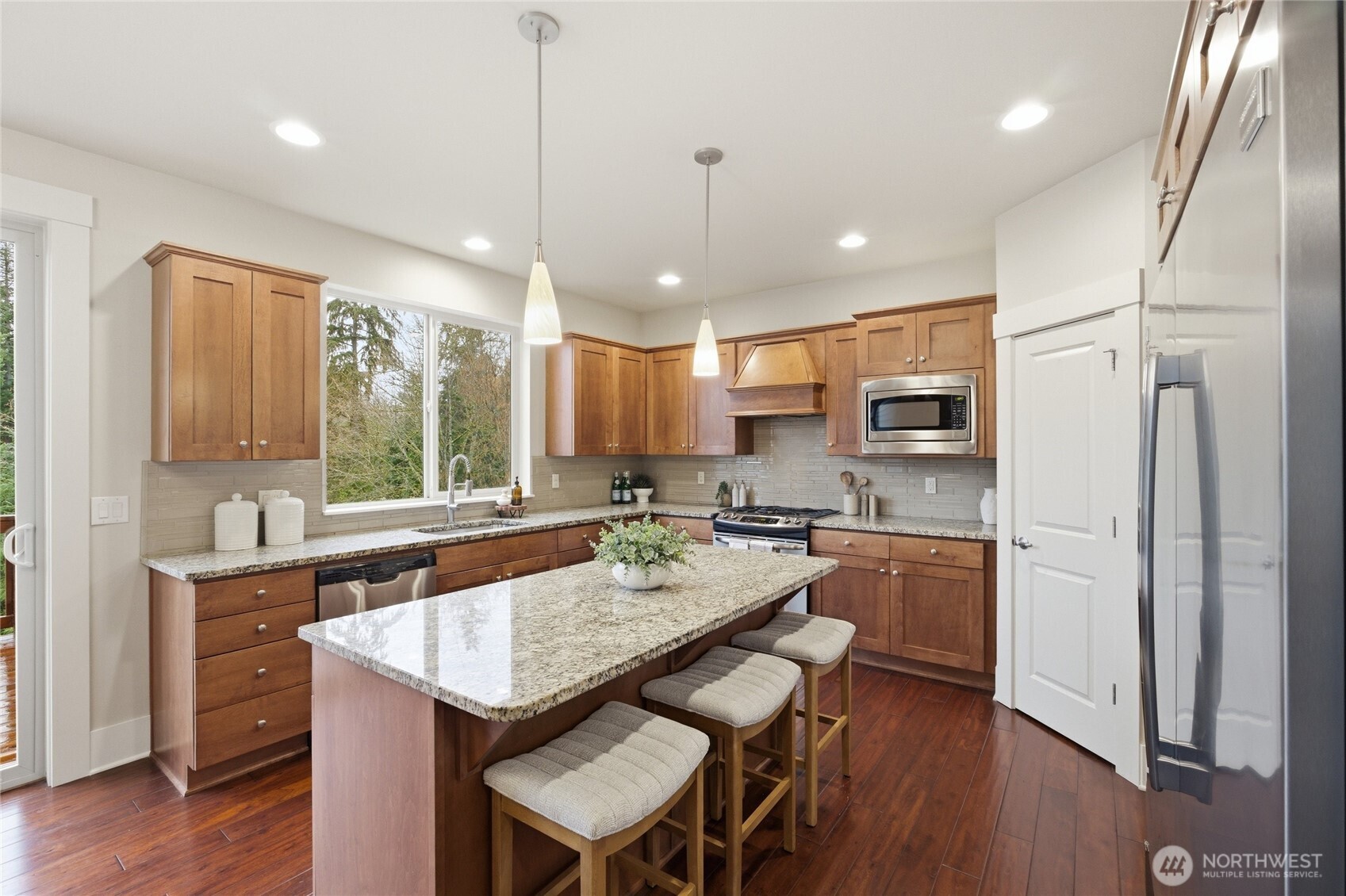 5236 NE 11th Court , Renton, WA 98059