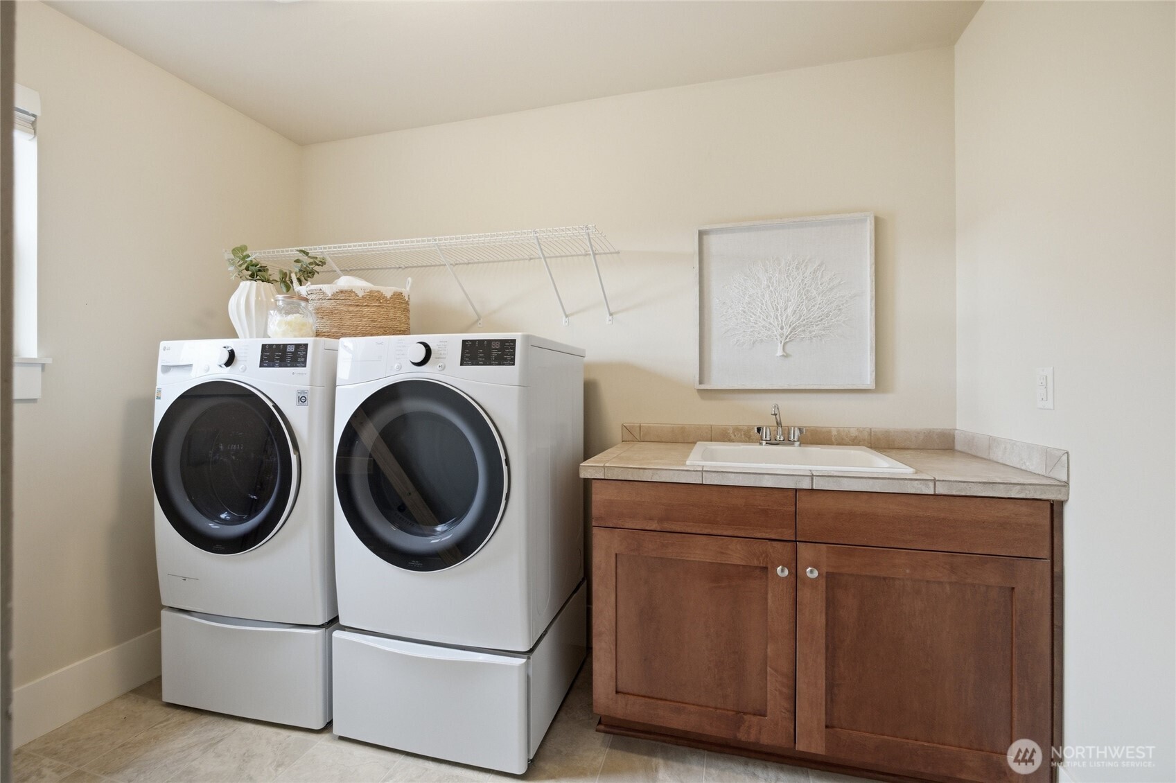 5236 NE 11th Court , Renton, WA 98059