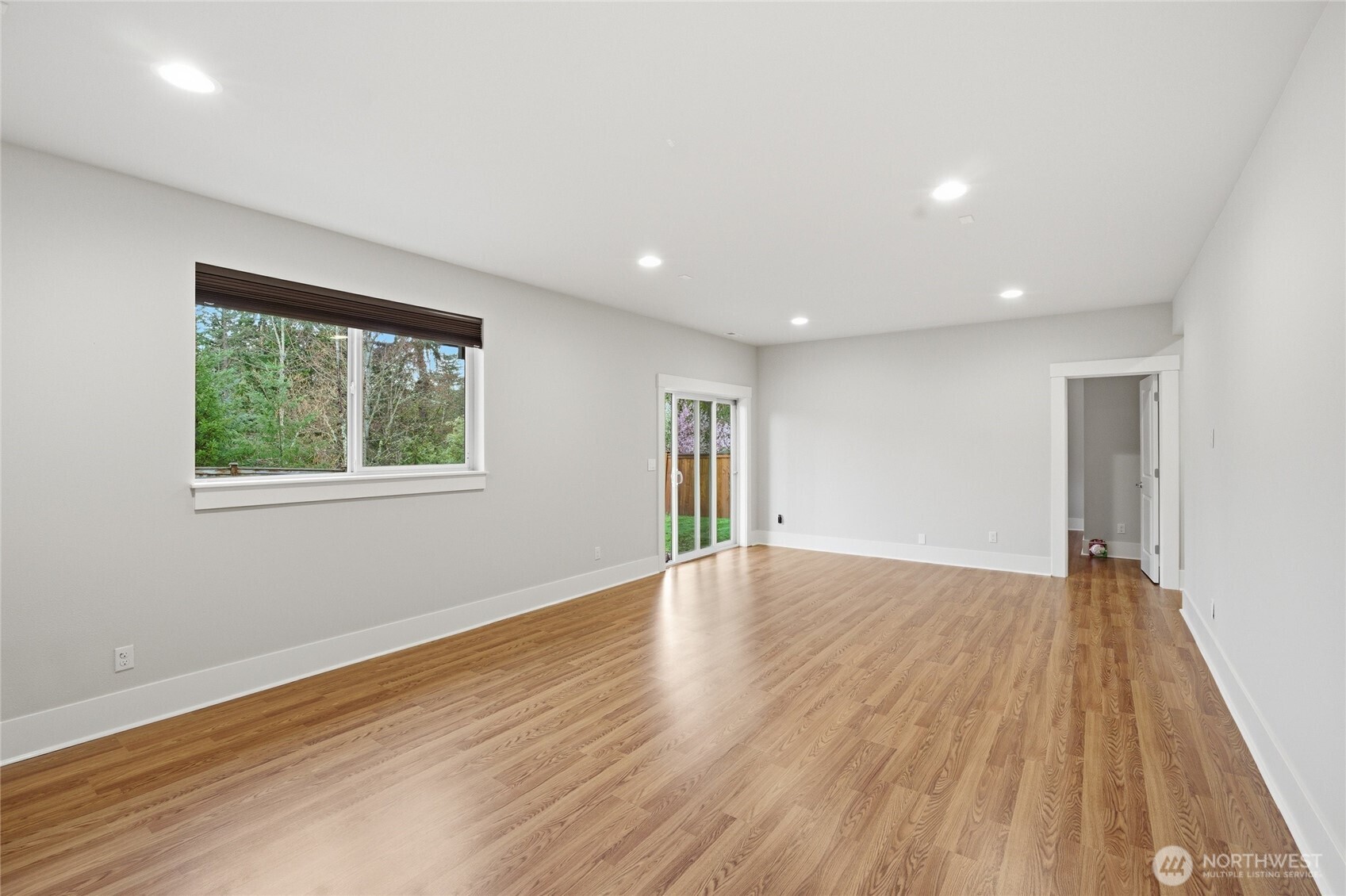 5236 NE 11th Court , Renton, WA 98059