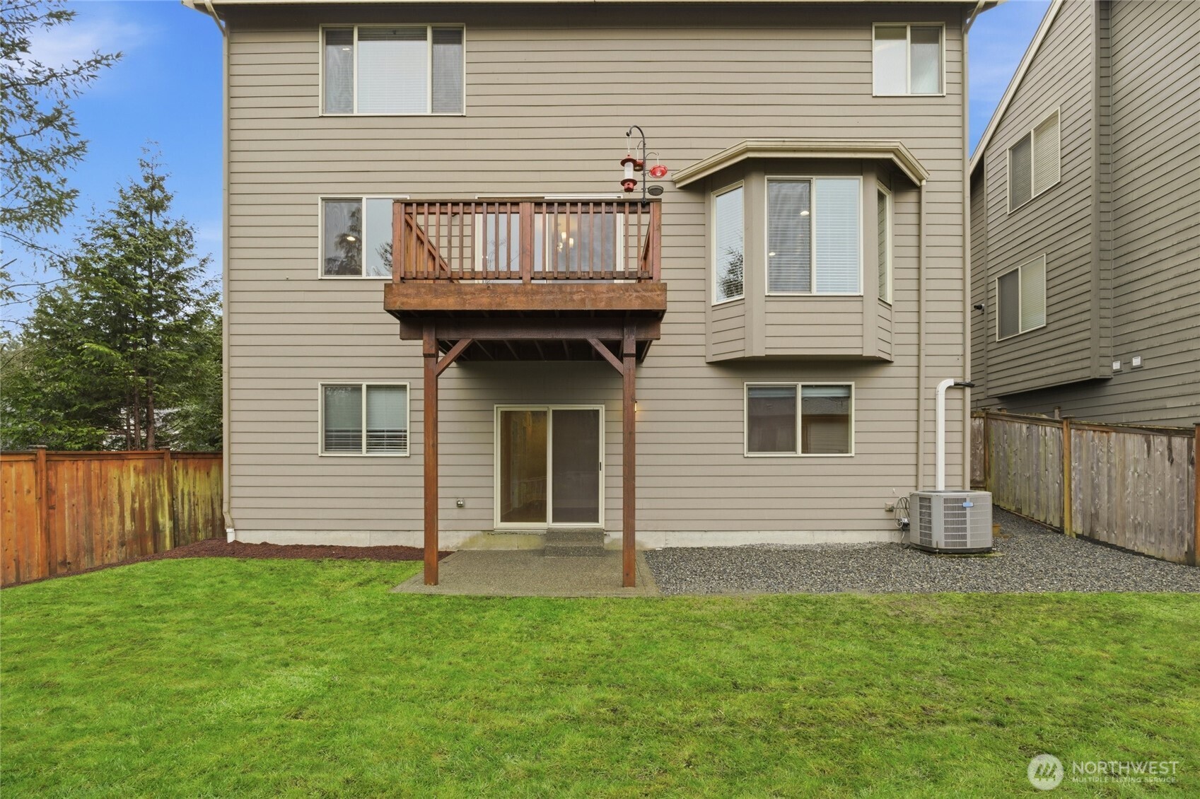 5236 NE 11th Court , Renton, WA 98059