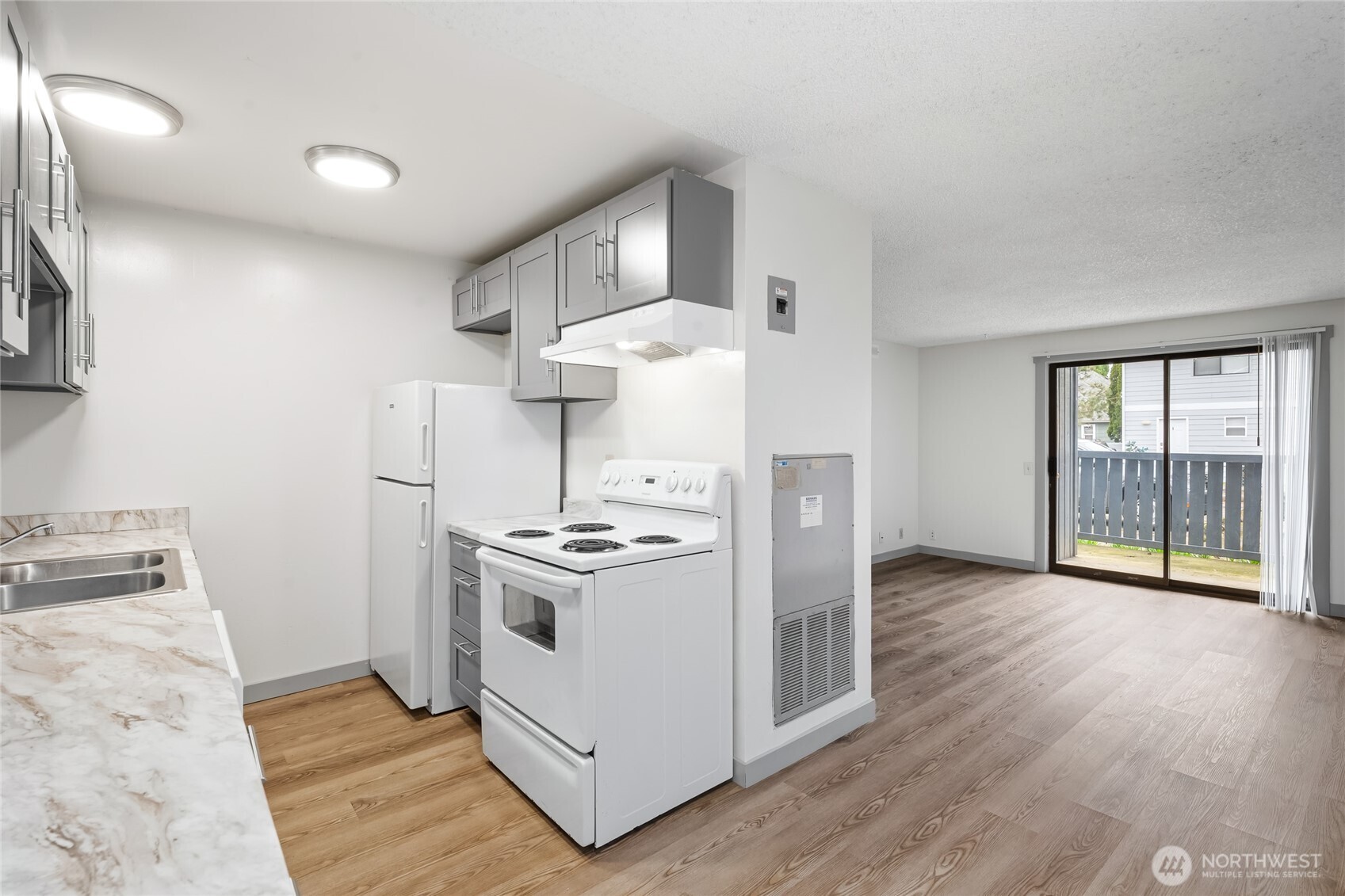 441 445 Smithers Avenue S, Renton, WA 98057