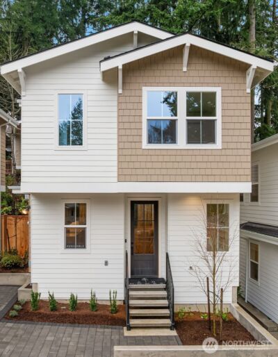 11812 NE 103rd Place , Kirkland, WA 98033