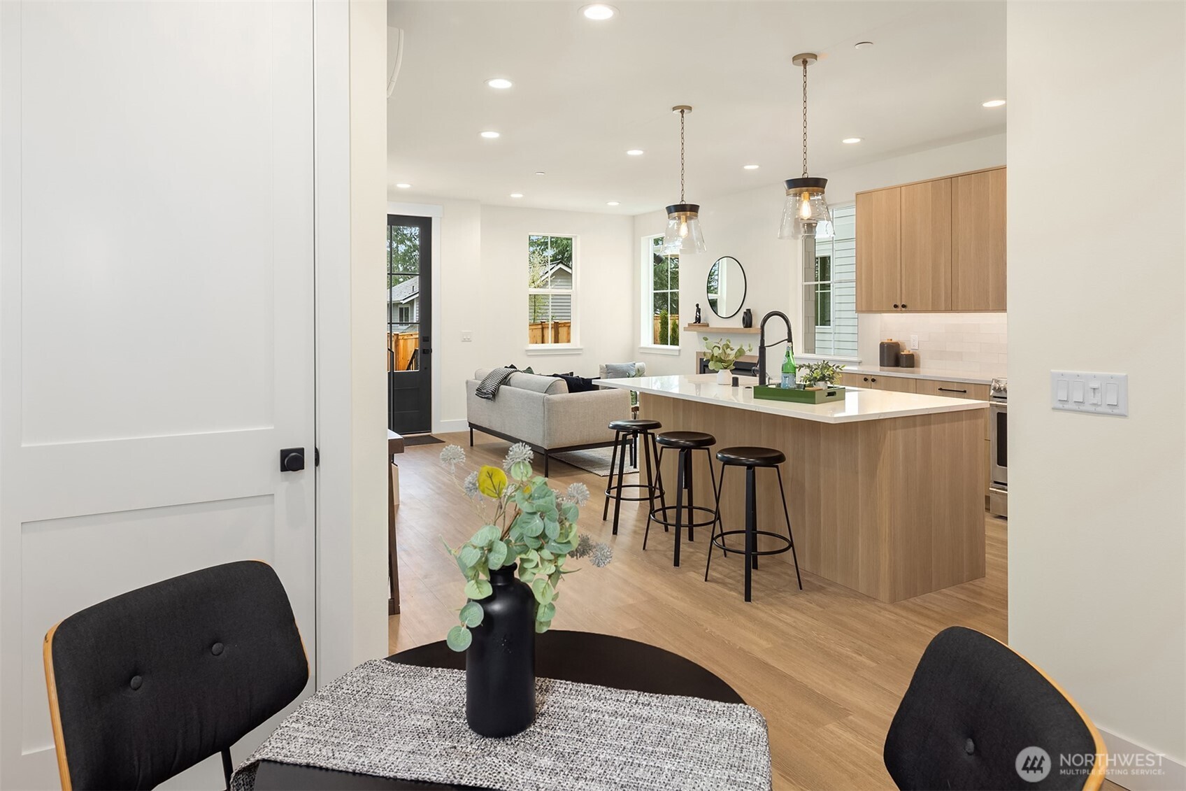 11812 NE 103rd Place , Kirkland, WA 98033