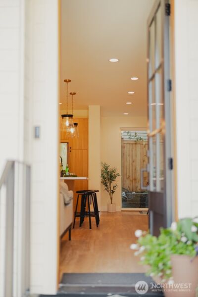 11812 NE 103rd Place , Kirkland, WA 98033 - Photo 3