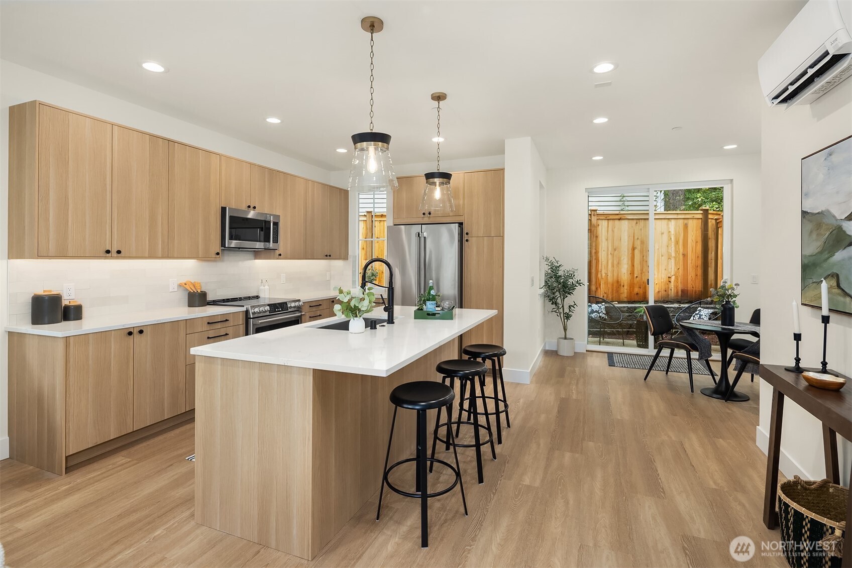 11812 NE 103rd Place , Kirkland, WA 98033