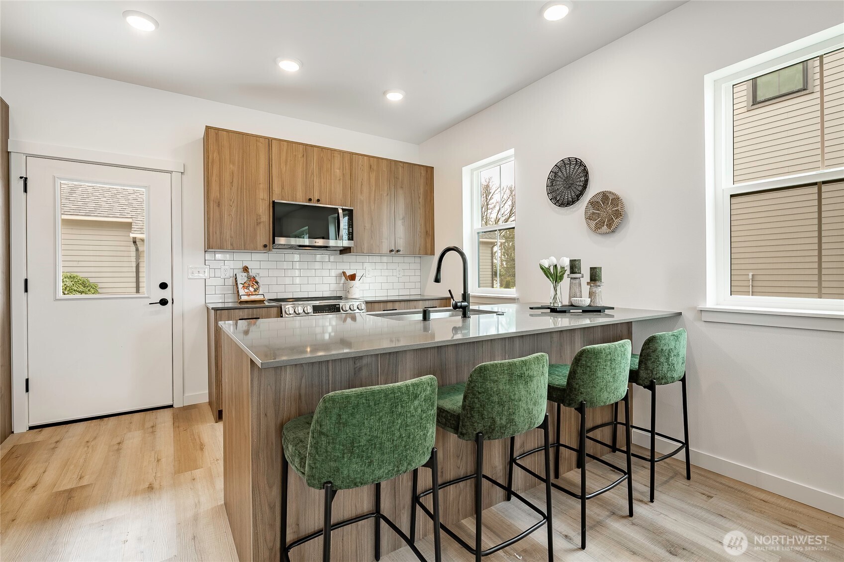 214 E Grover Street , Lynden, WA 98264