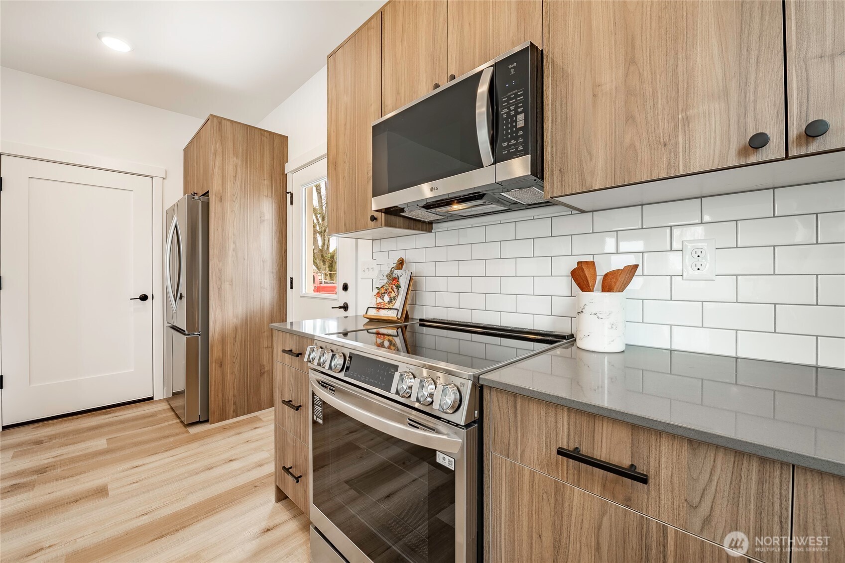 214 E Grover Street , Lynden, WA 98264