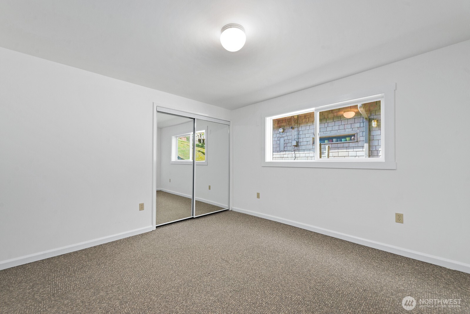 11613 SW Shawnee , Vashon, WA 98070