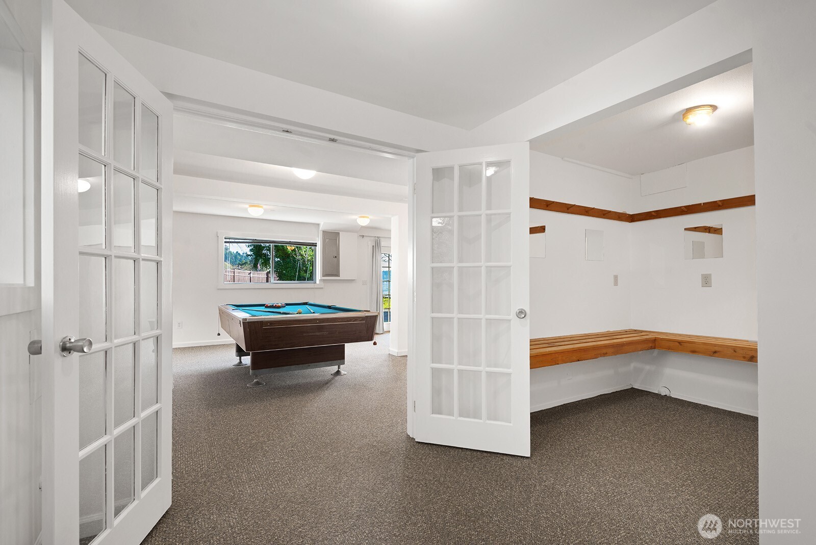 11613 SW Shawnee , Vashon, WA 98070