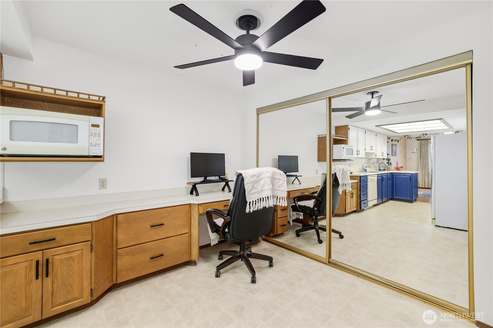 900 E Bay Drive NE #A203, Olympia, WA 98506