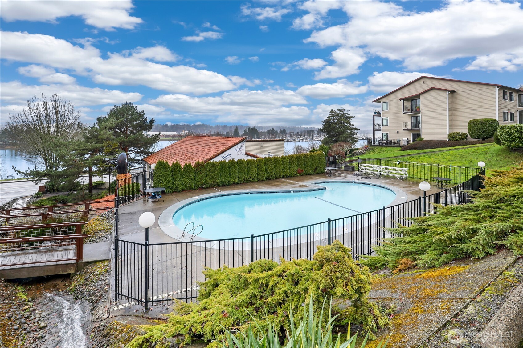 900 E Bay Drive NE #A203, Olympia, WA 98506