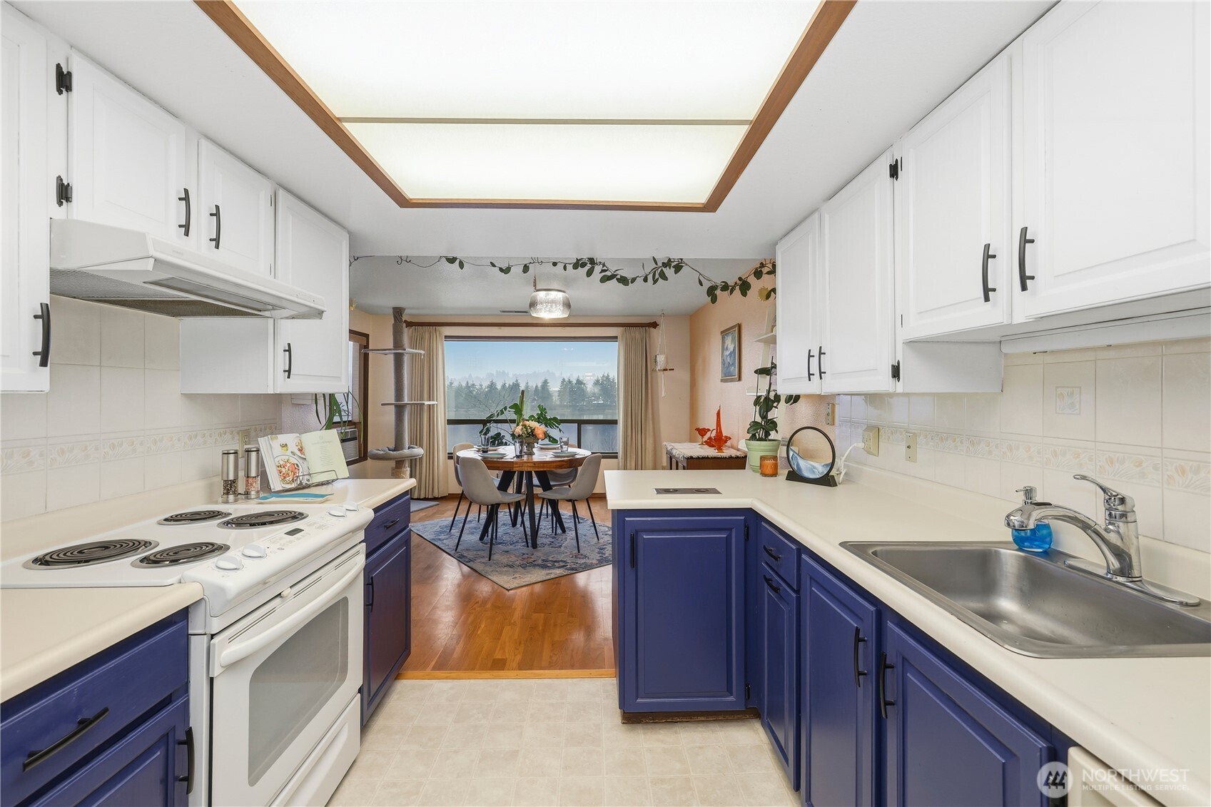 900 E Bay Drive NE #A203, Olympia, WA 98506