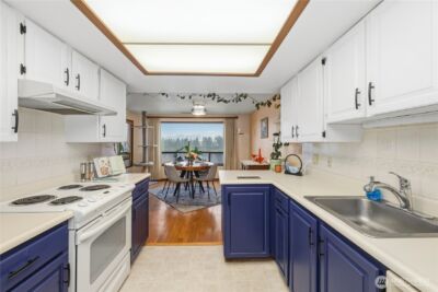 900 E Bay Drive NE #A203, Olympia, WA 98506 - Photo 8