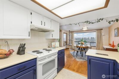 900 E Bay Drive NE #A203, Olympia, WA 98506 - Photo 9