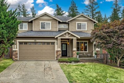 1528 211th Place NE, Sammamish, WA 98074
