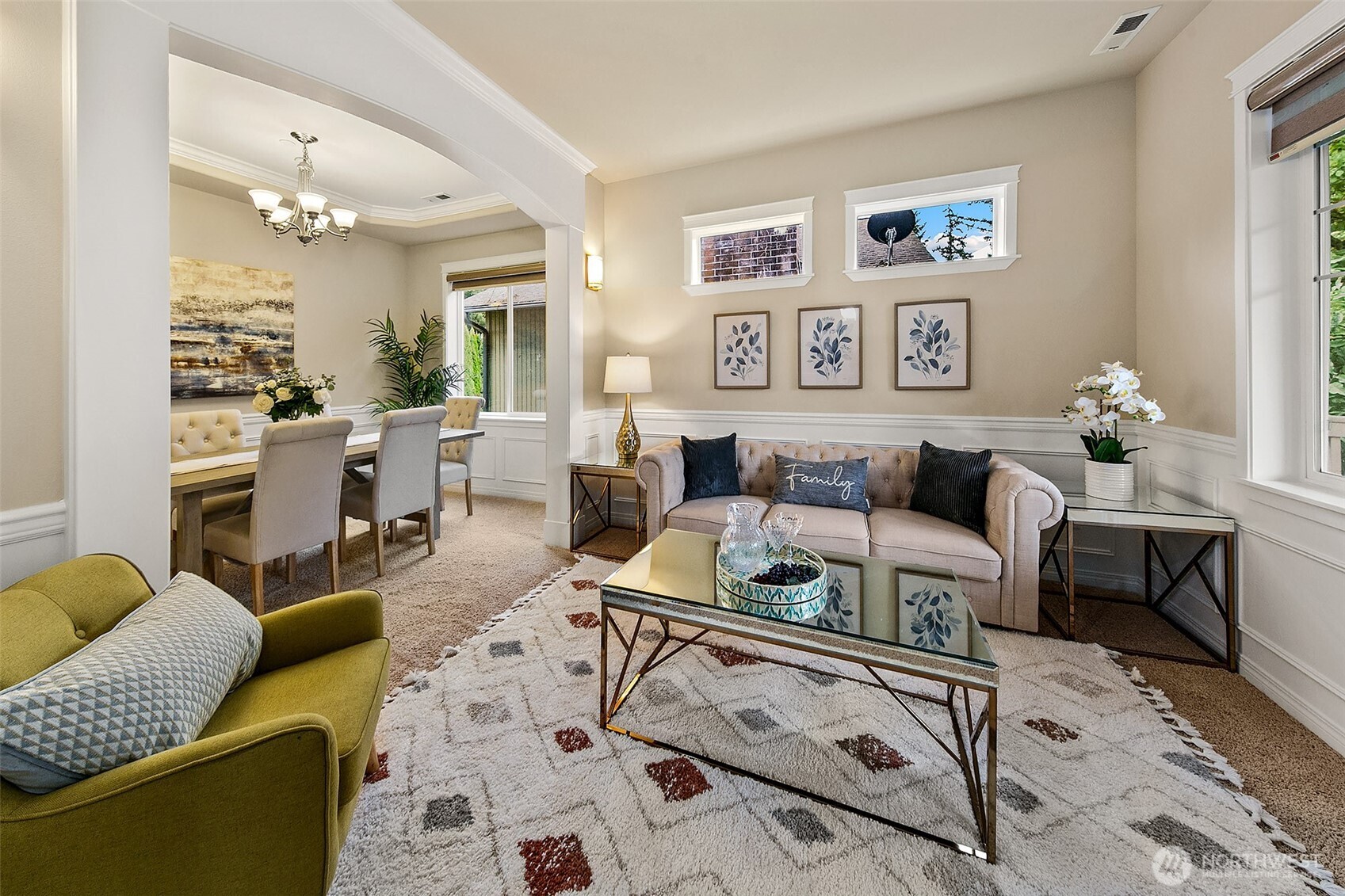 1528 211th Place NE, Sammamish, WA 98074