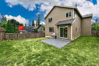 1528 211th Place NE, Sammamish, WA 98074 - Photo 2
