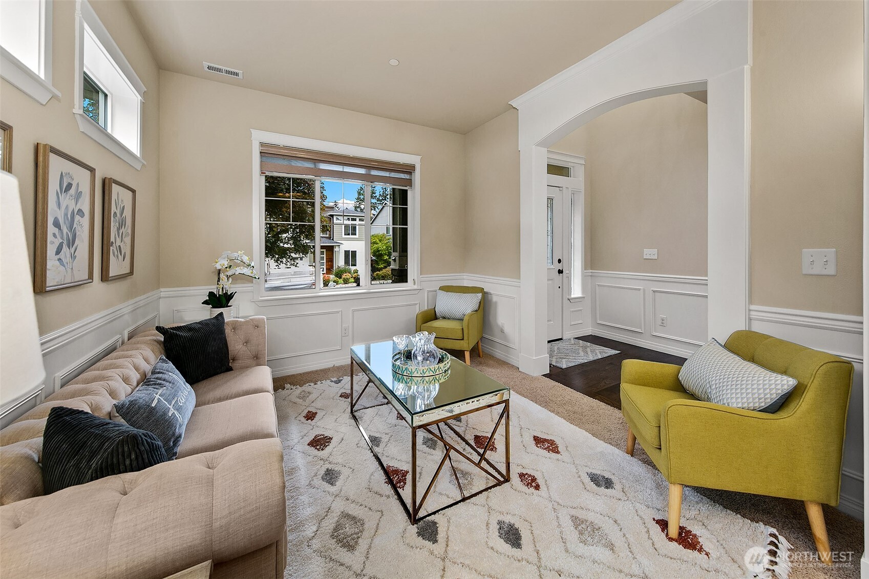 1528 211th Place NE, Sammamish, WA 98074