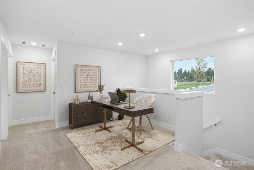 760 Weaver Drive E, Enumclaw, WA 98022