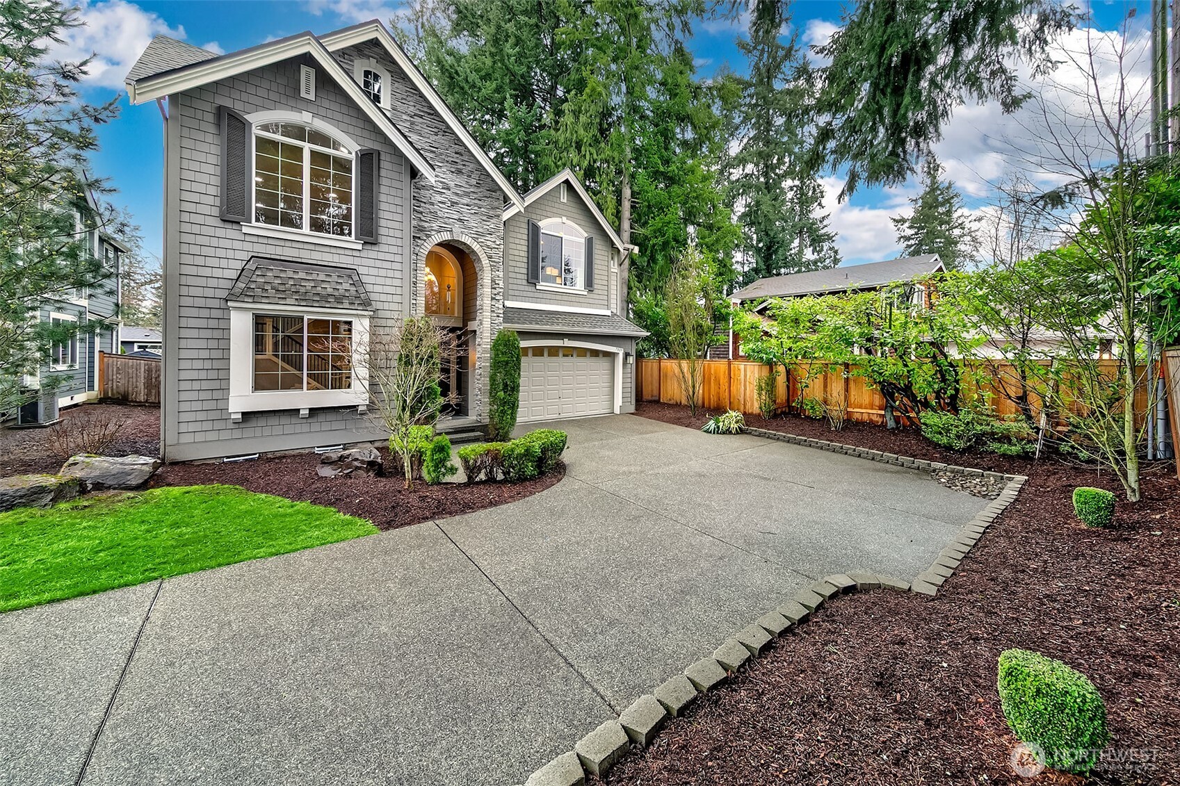 7809 126th Avenue NE, Kirkland, WA 98033