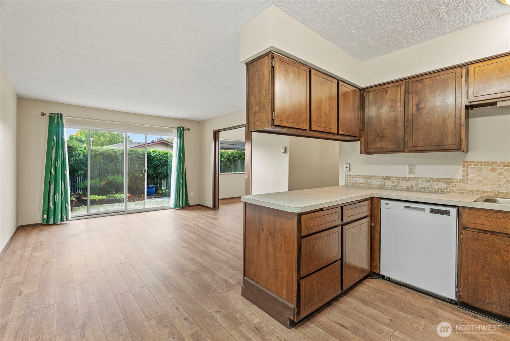 2005 Tibbetts Drive #106, Longview, WA 98632