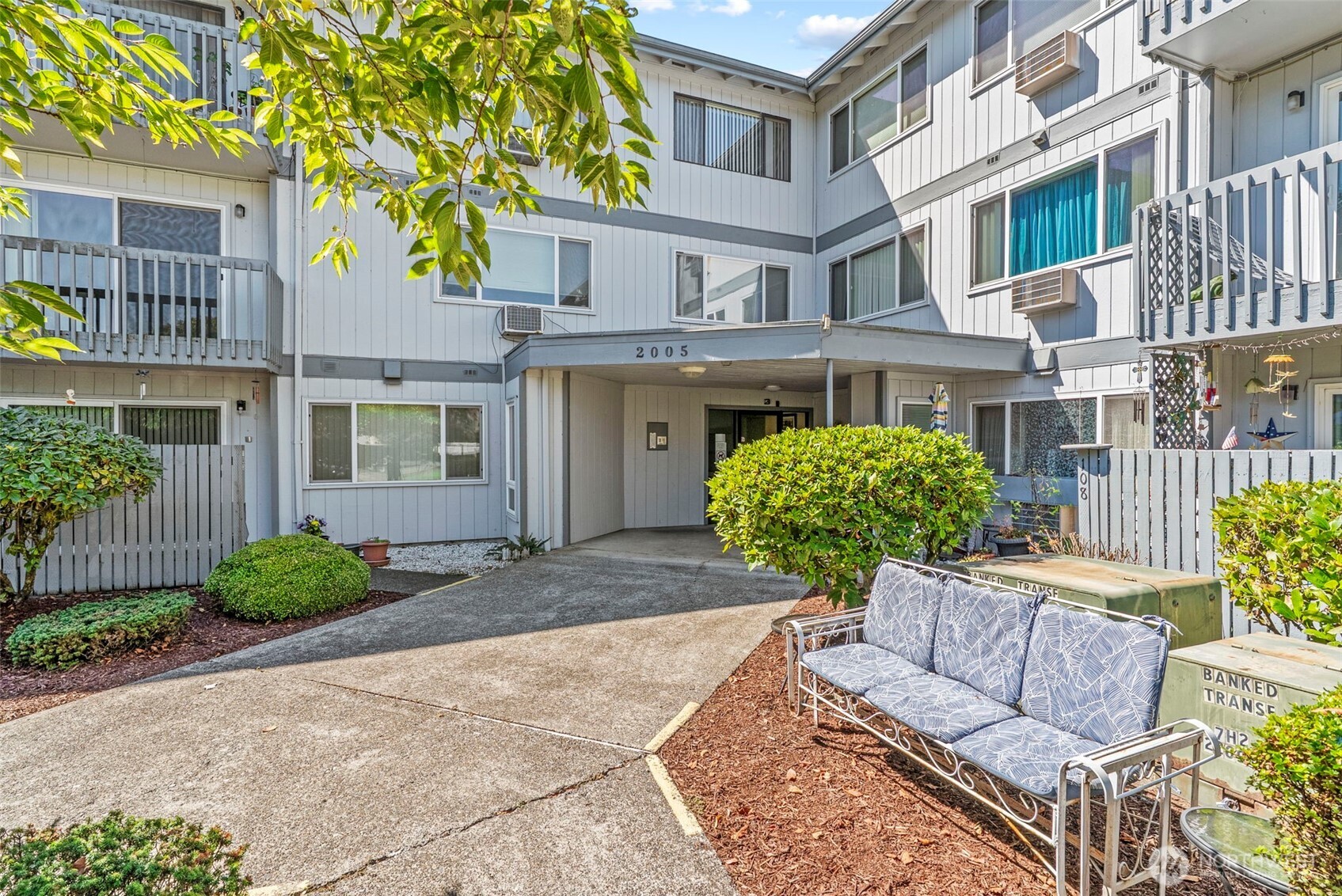 2005 Tibbetts Drive #106, Longview, WA 98632