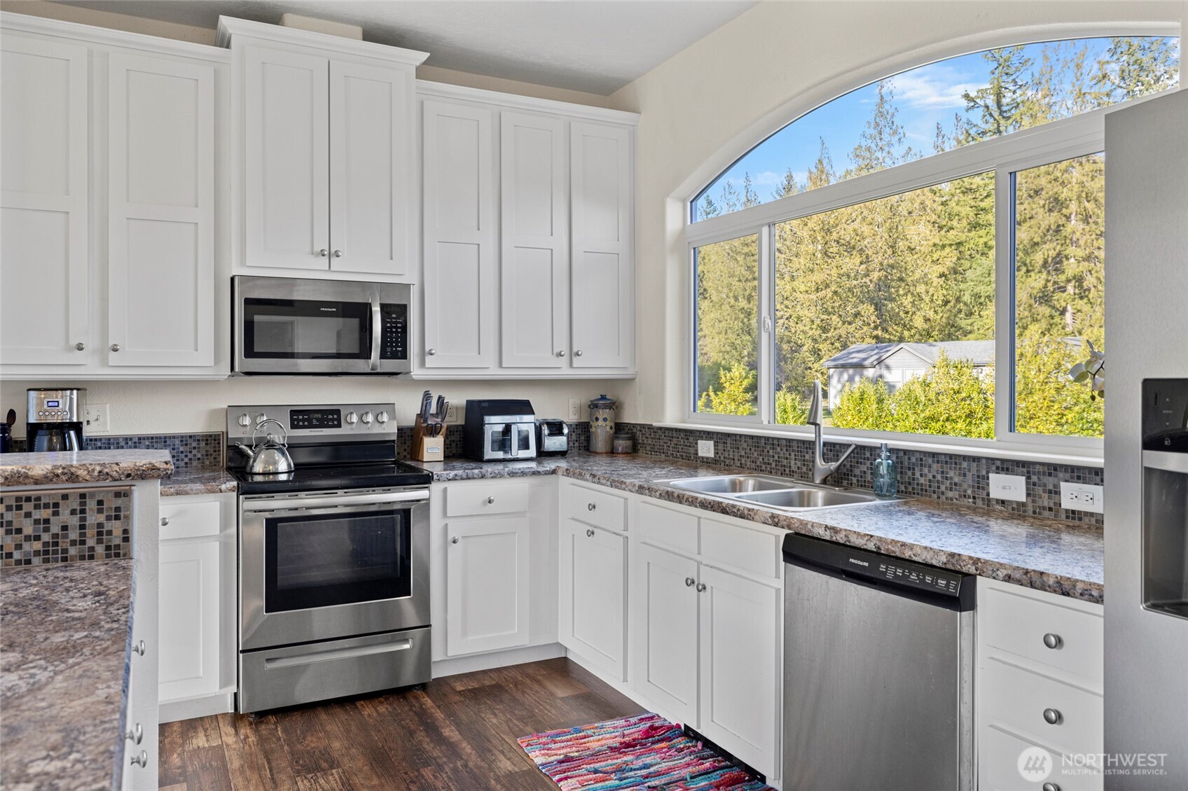 8189 Memory Lane , Concrete, WA 98237