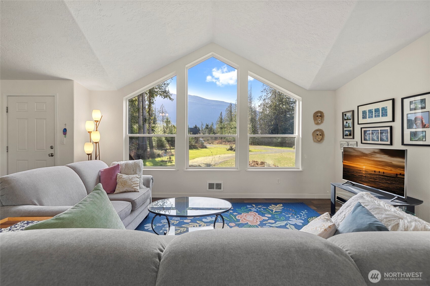 8189 Memory Lane , Concrete, WA 98237