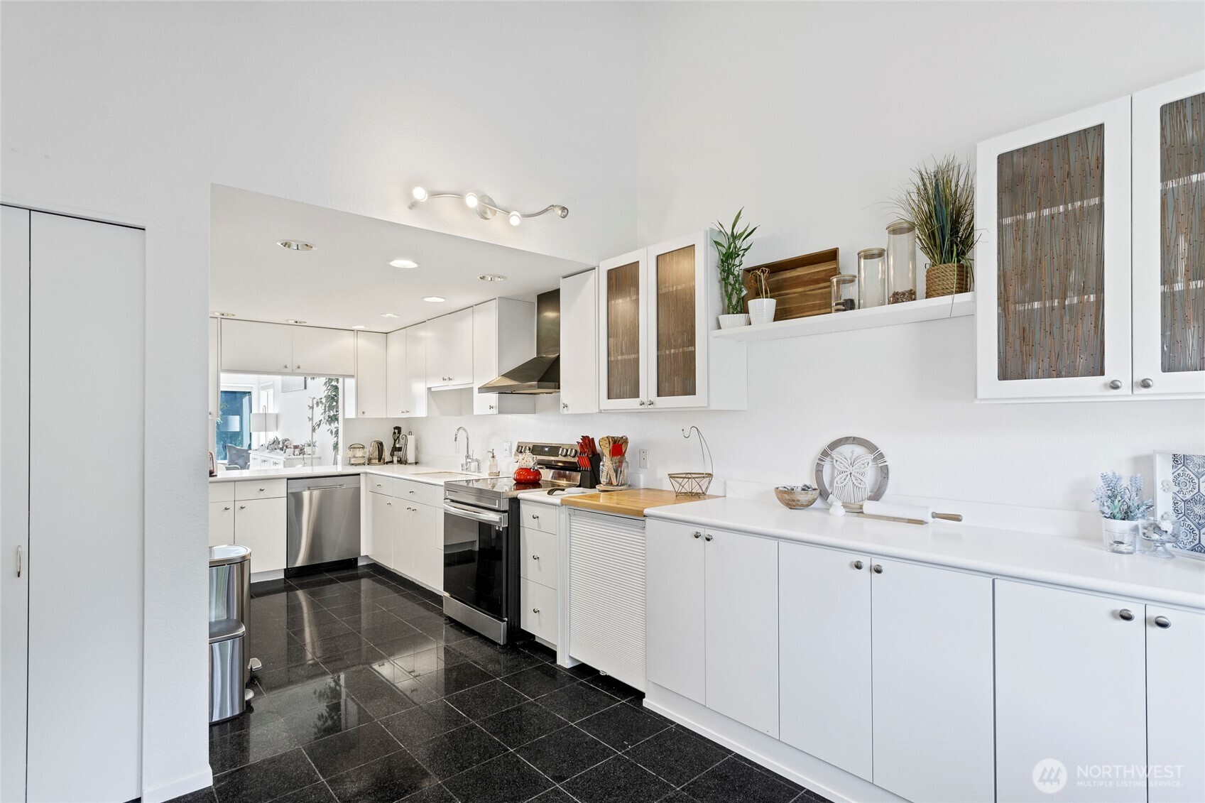 2023 Narrows View Circle NW #B213, Gig Harbor, WA 98335