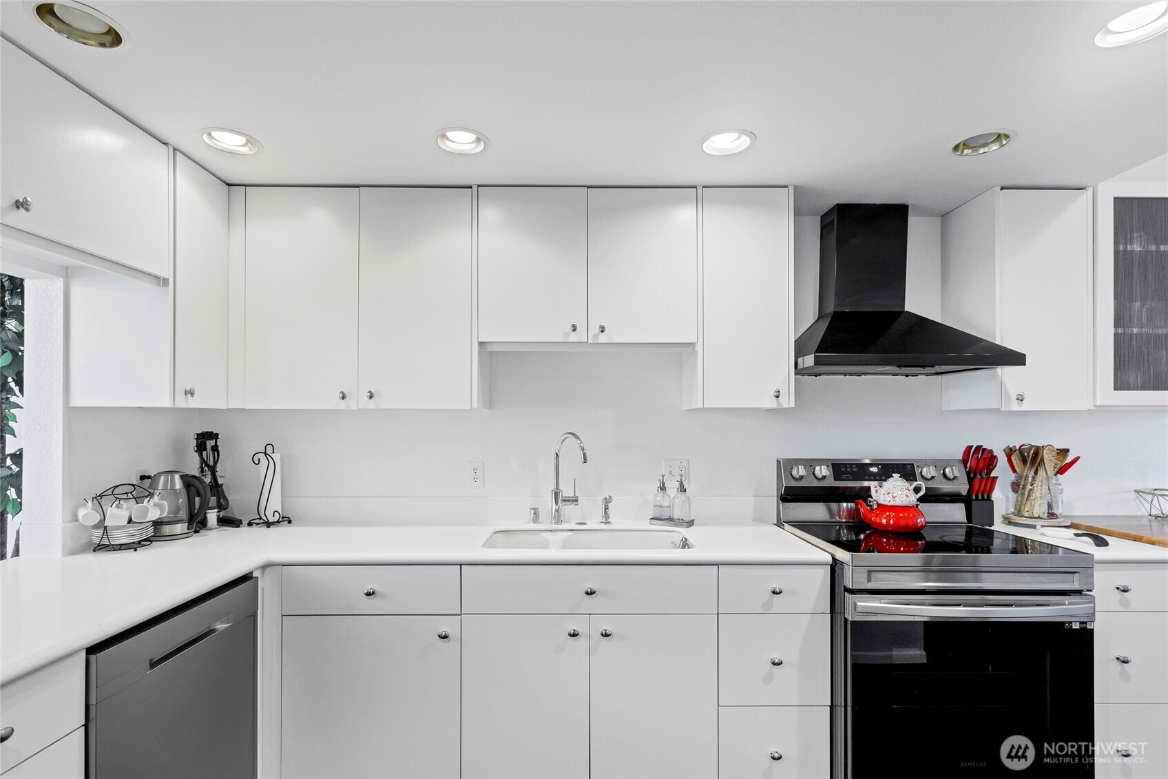 2023 Narrows View Circle NW #B213, Gig Harbor, WA 98335