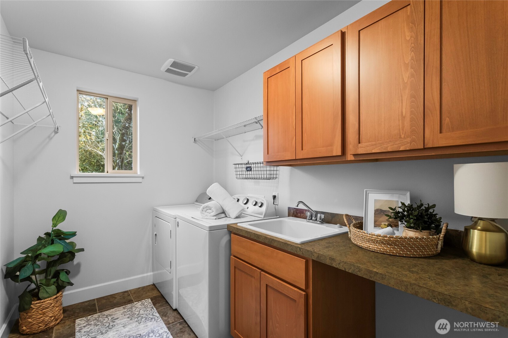 2141 107th Lane SE, Olympia, WA 98501