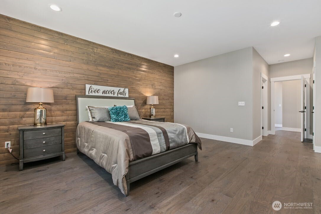 15672 N Deception Shores Drive , Anacortes, WA 98221-8266