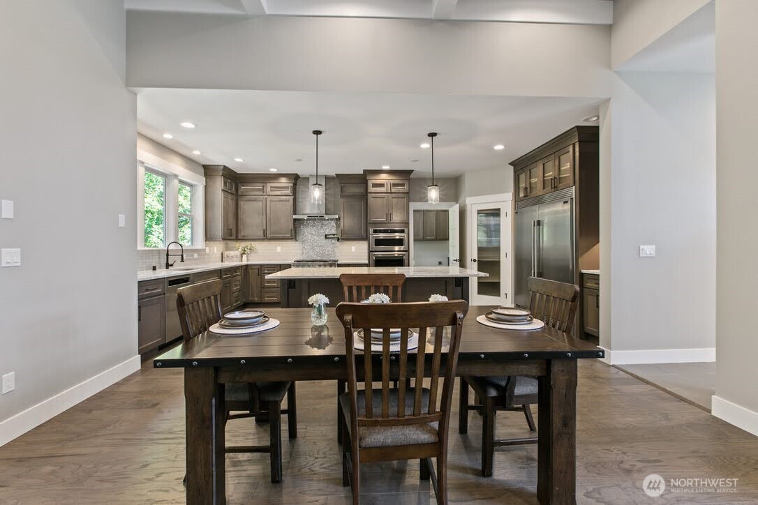 15672 N Deception Shores Drive , Anacortes, WA 98221-8266