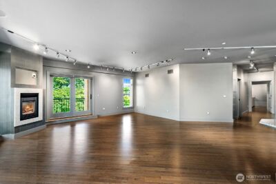 745 Bellevue Avenue E #402, Seattle, WA 98102 - Photo 16