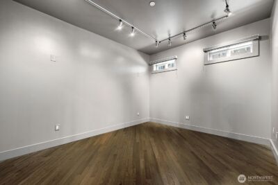 745 Bellevue Avenue E #402, Seattle, WA 98102 - Photo 25