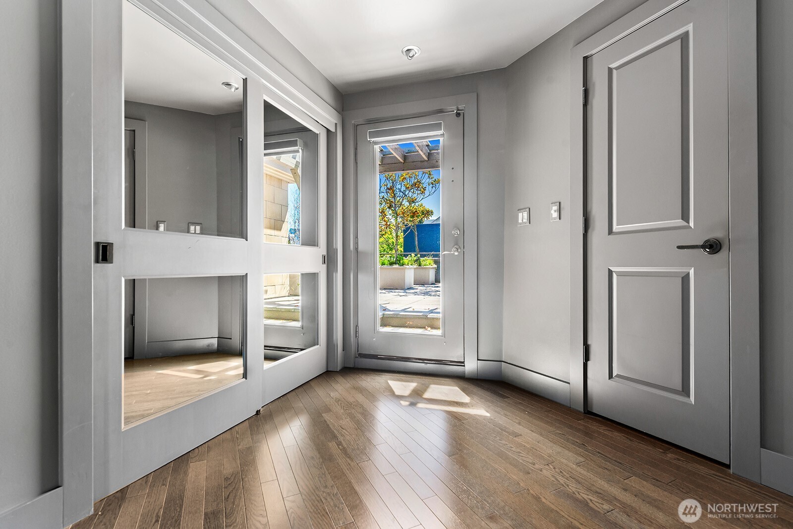 745 Bellevue Avenue E #402, Seattle, WA 98102