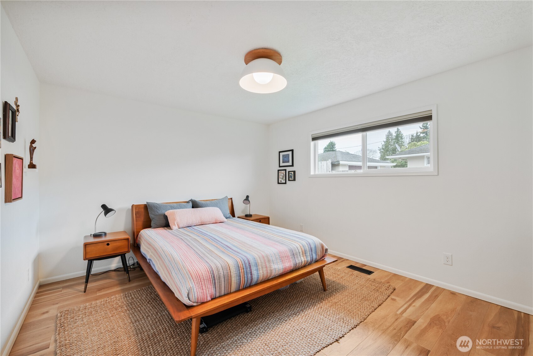 2106 28th , Longview, WA 98632