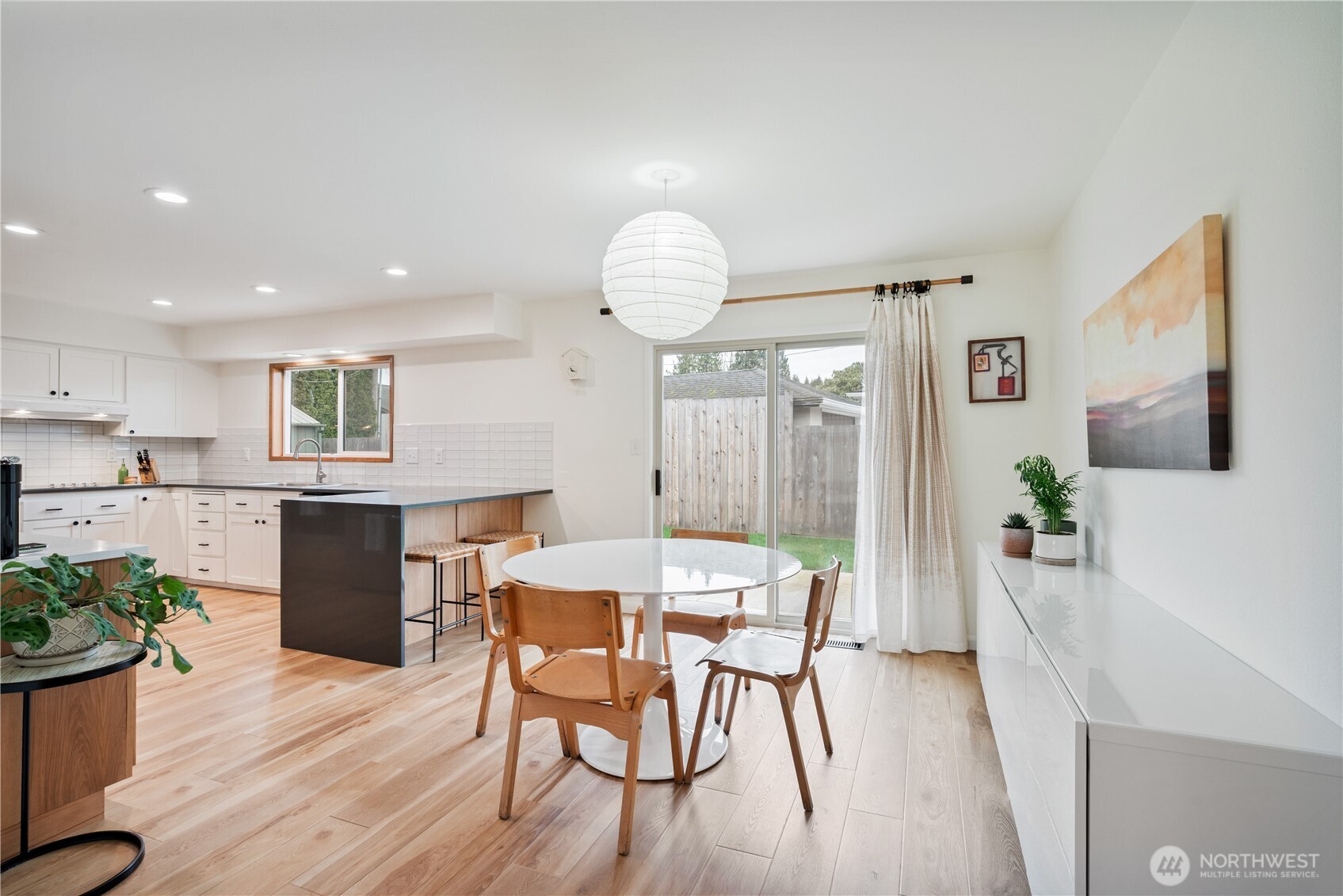 2106 28th , Longview, WA 98632